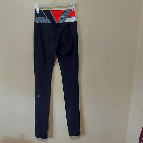 Lululemon Skinny Groove Pants - Picture 7 of 14